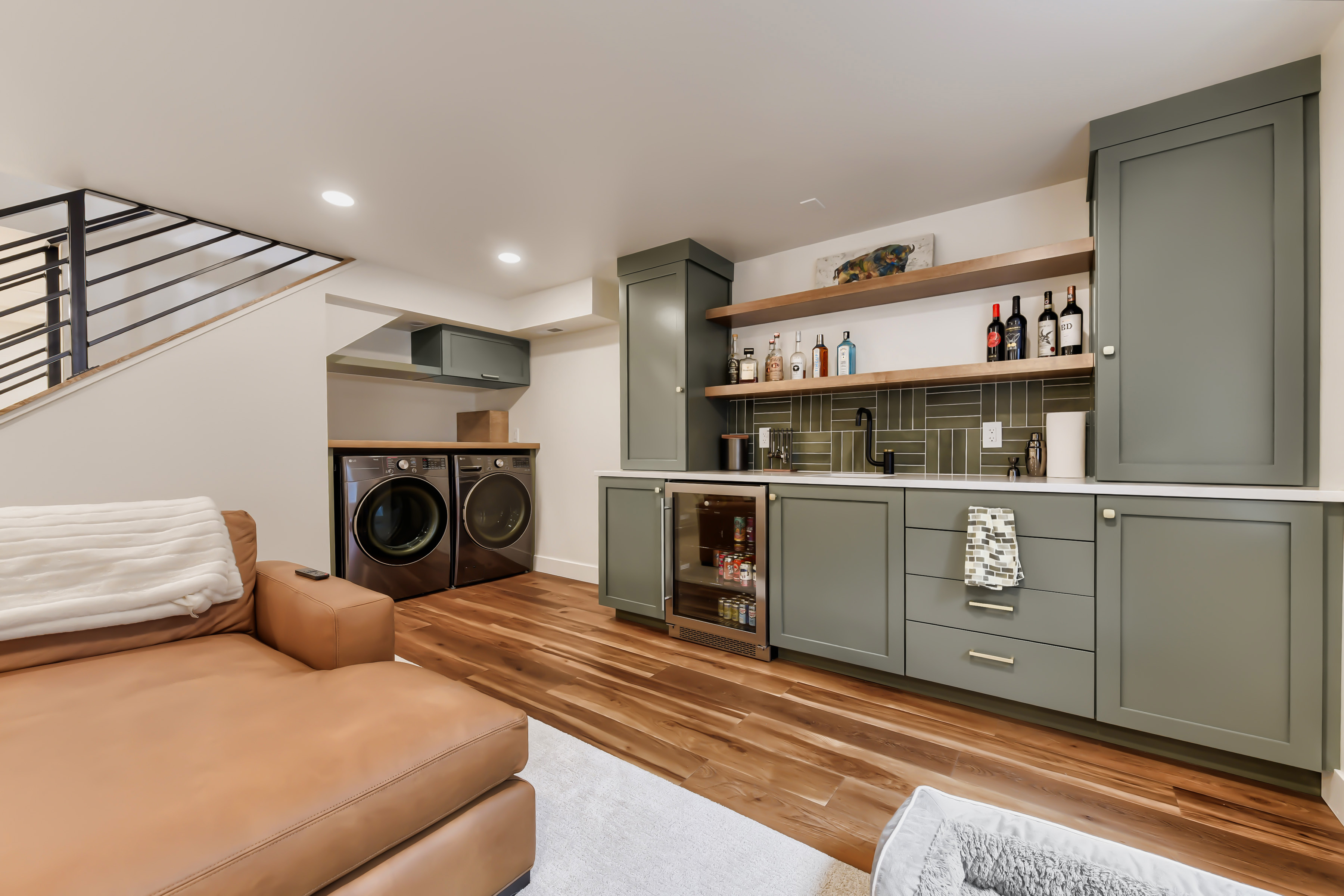 Basement Bar & Kitchenette