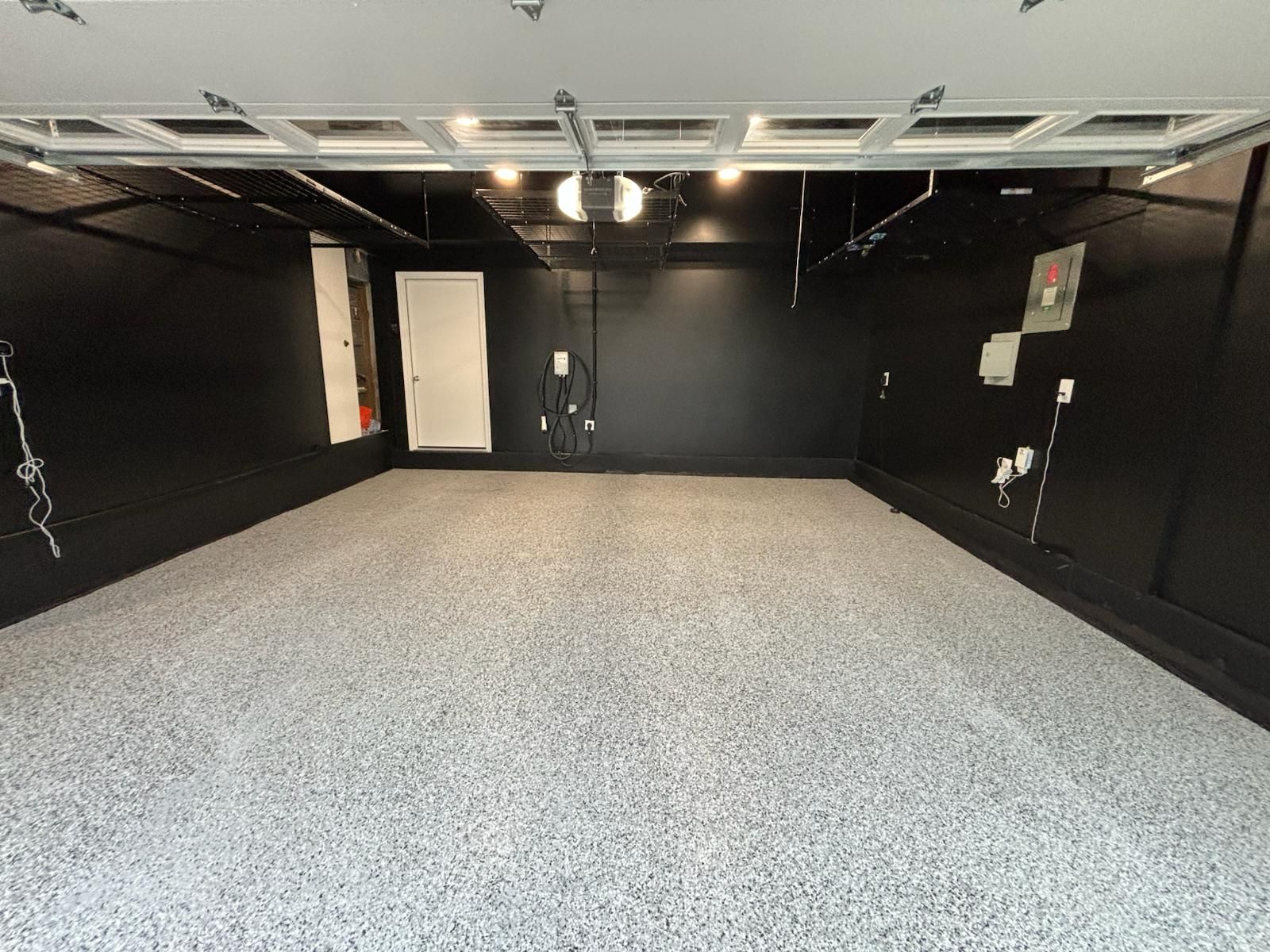 Garage — Black & White