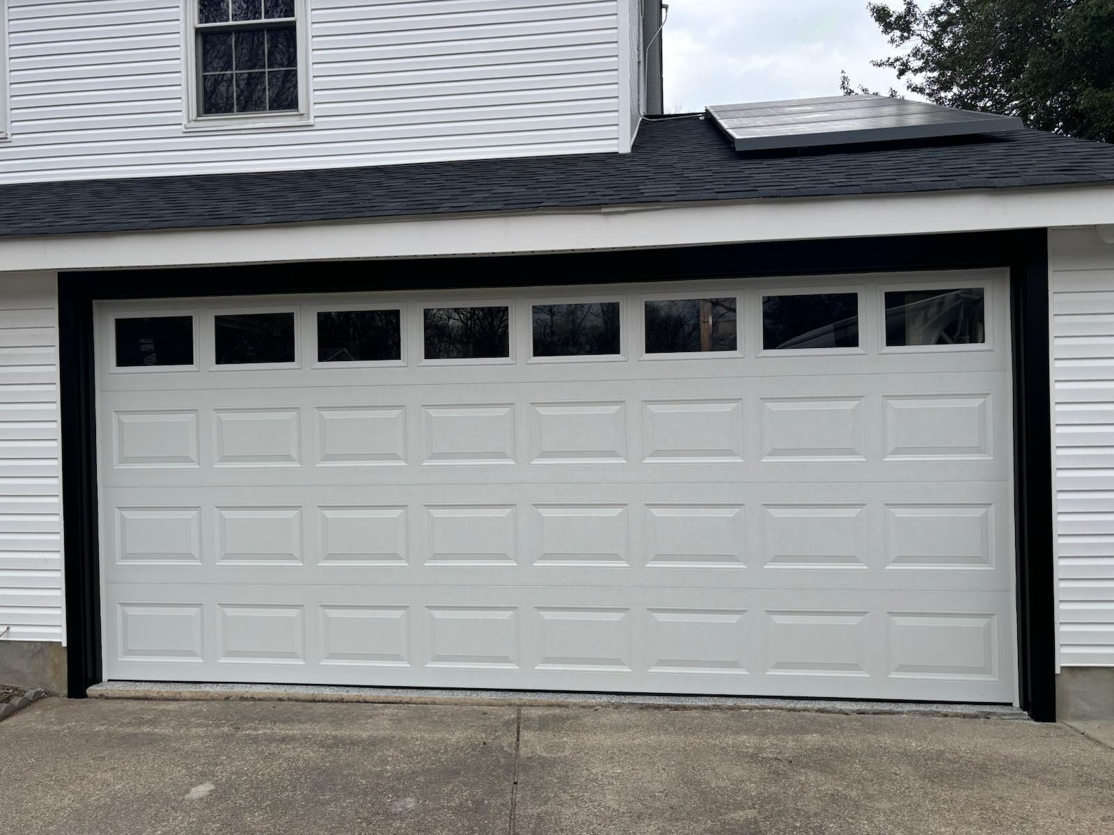 Garage — photo 2
