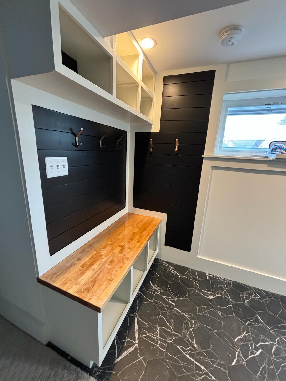 Mudroom — photo 2