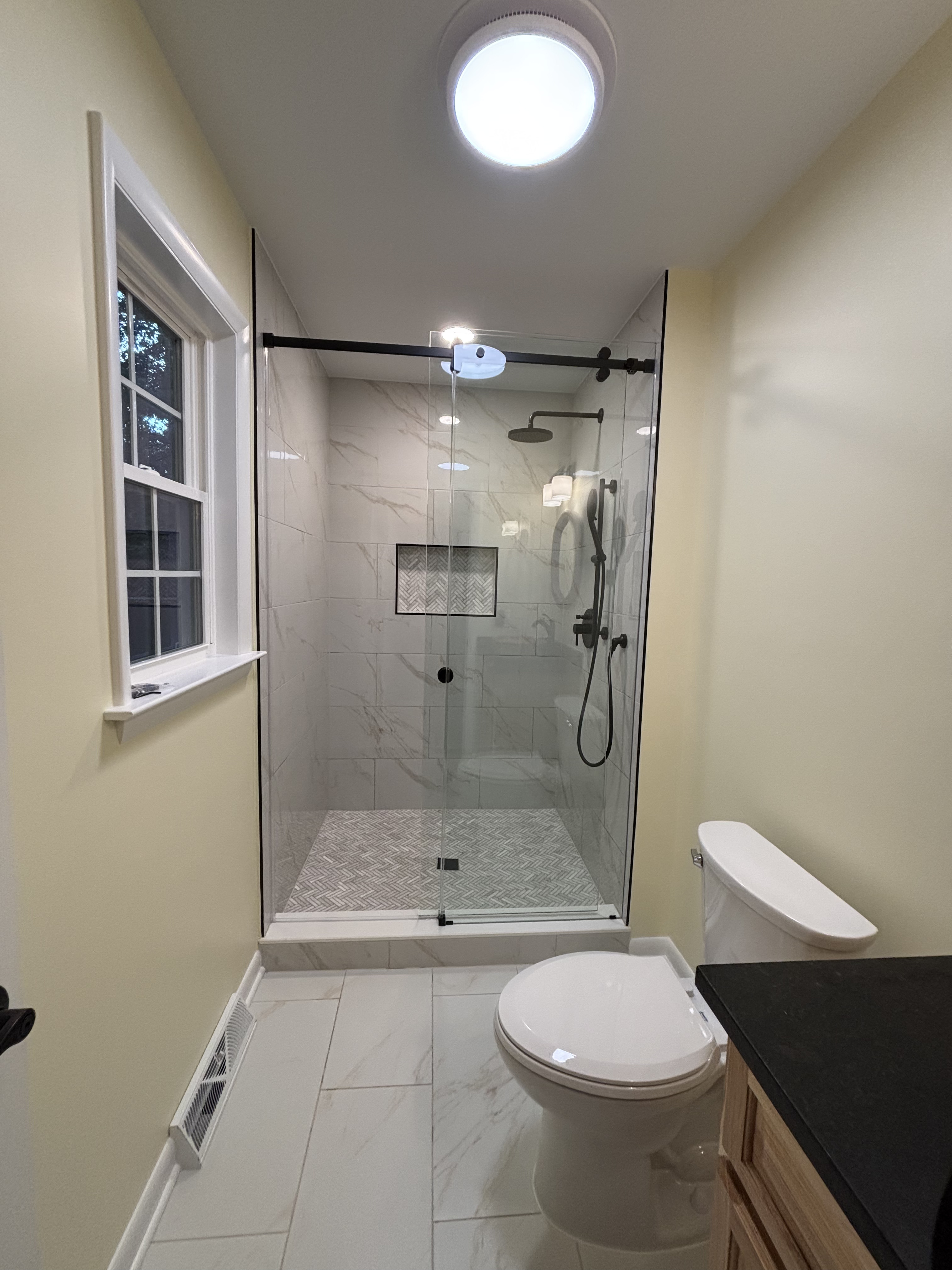 Bathroom — photo 2