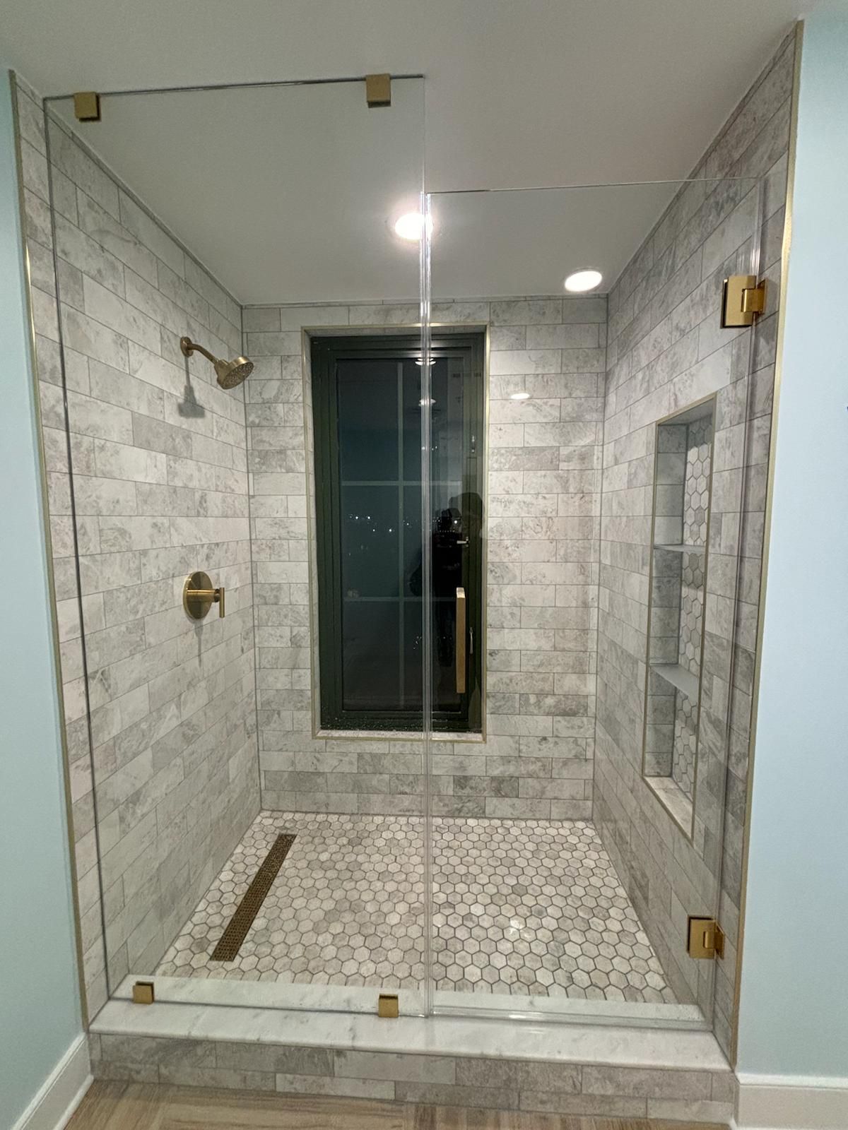 Bathroom — photo 3